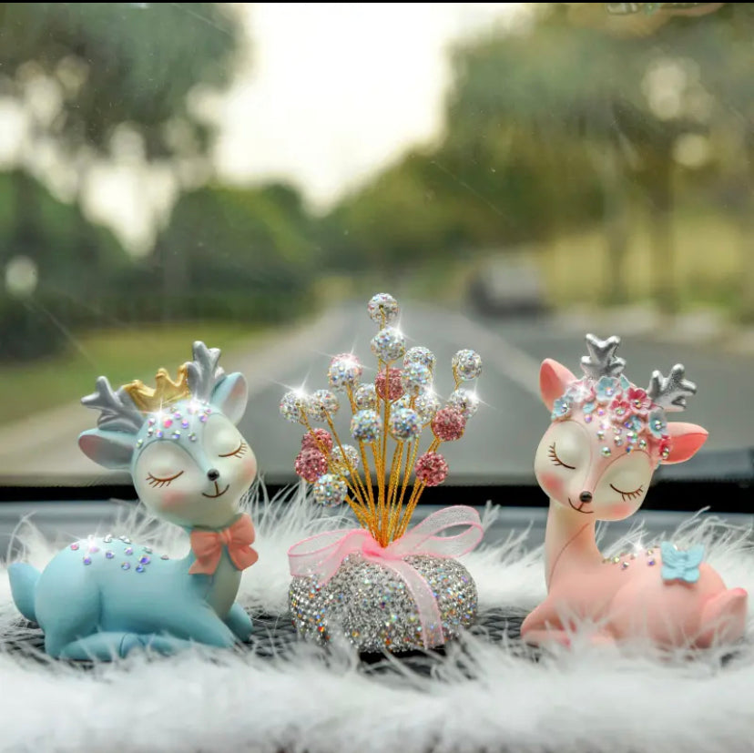 【Flash sale/ buy 1 get 1=2 sets】Decoration Auto Interior Decorations Big Doll Toys Deer Ballons Dressing Table