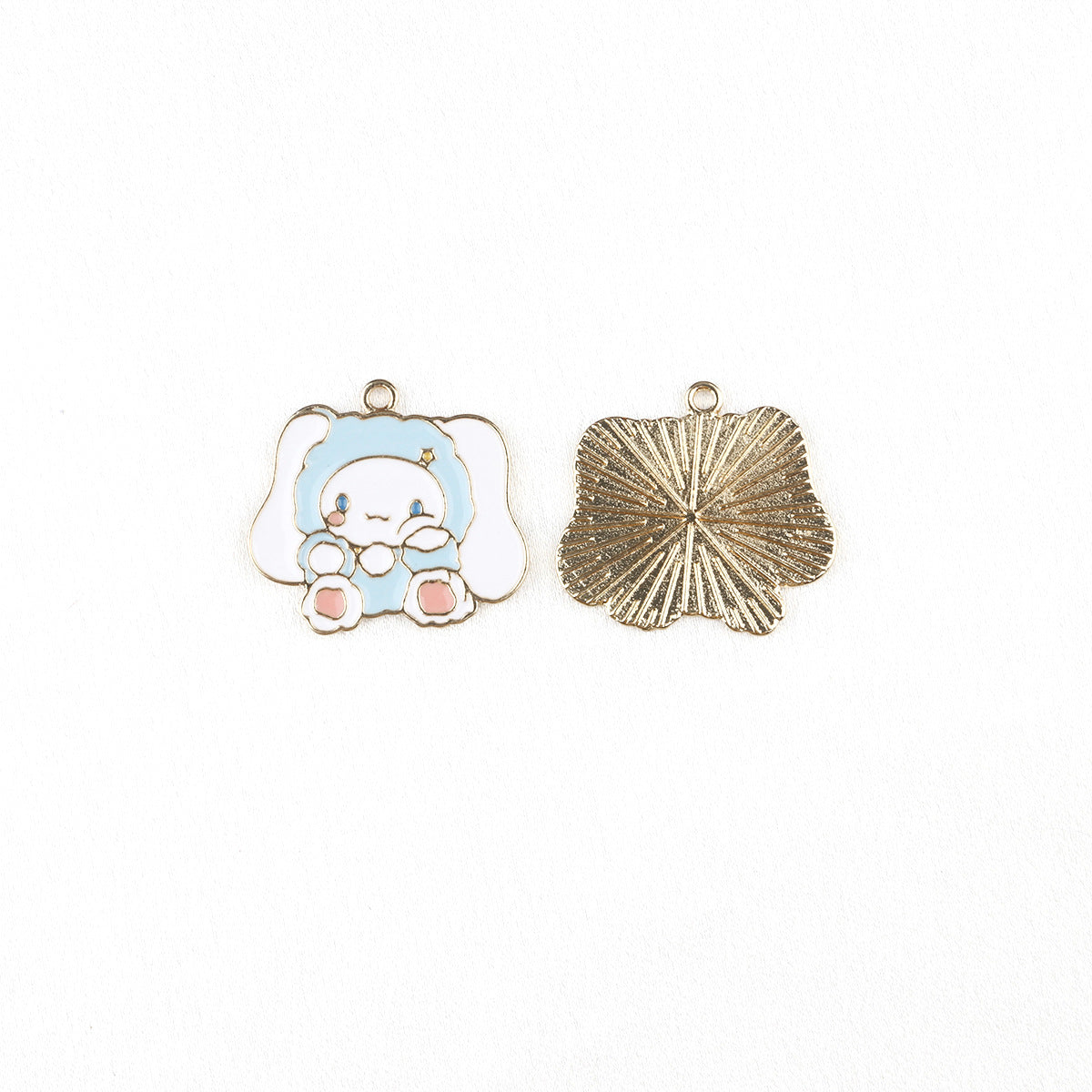 サンリオ おすわりメタルチャーム イヤリング アクセサリー ペンダント アクセサリー DIY